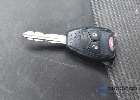 2014 Jeep Compass Sport z USA, uszkodzony, nr VIN 1C4NJDBBXED528931